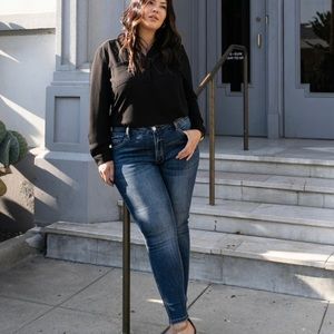 Plus mid rise waistband detail ankle skinny jeans